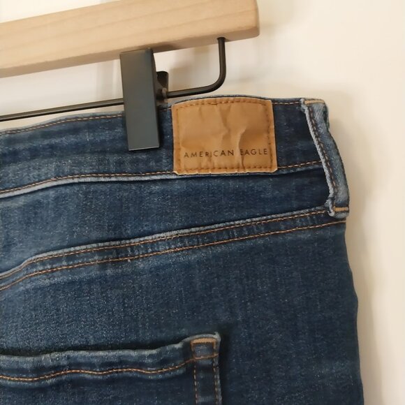 American Eagle Ripped Jean Shorts - Picture 8 of 8